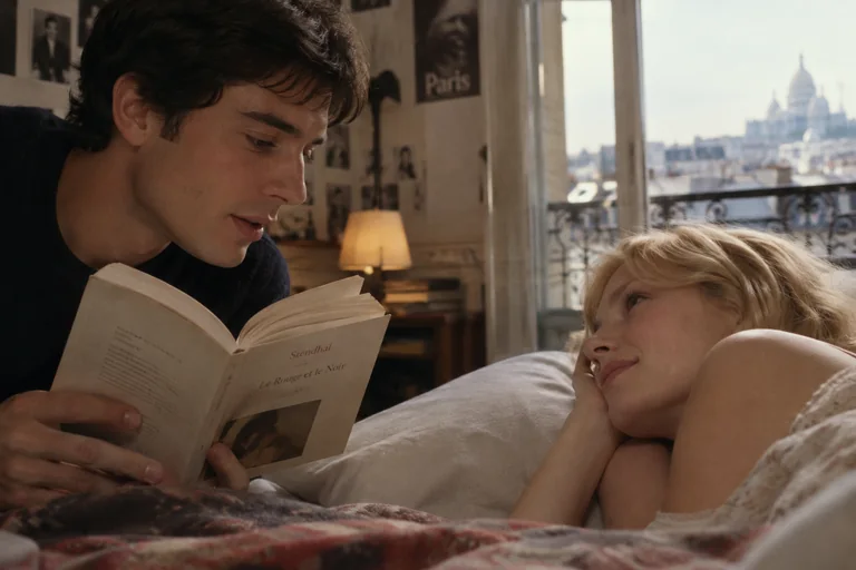 A quiet morning in Paris
